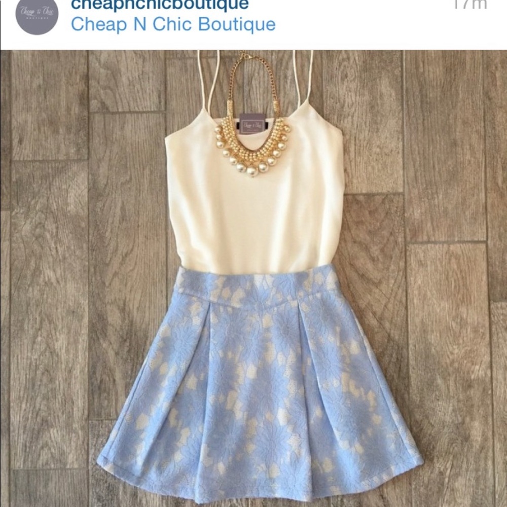 Light blue skirt with lining